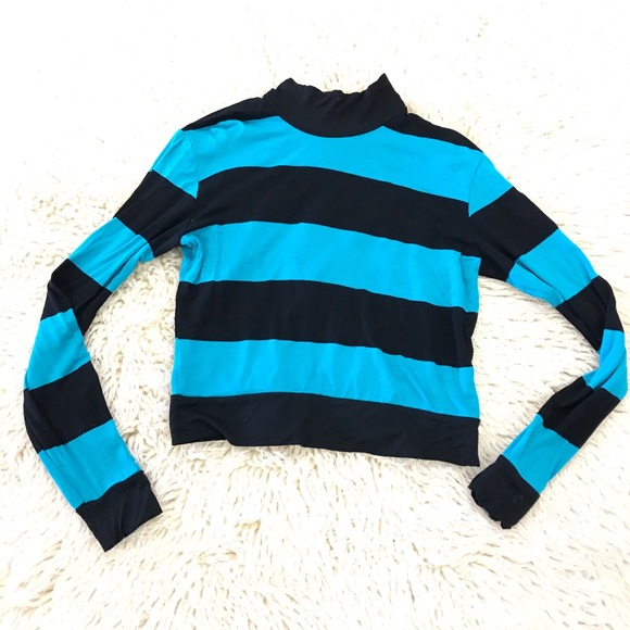 Wet Seal Tops - Wet Seal Cropped Turtle Neck
